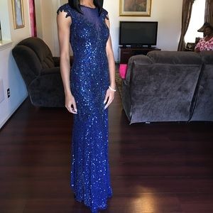 PROM DRESS SIZE 2 (ROYAL BLUE)